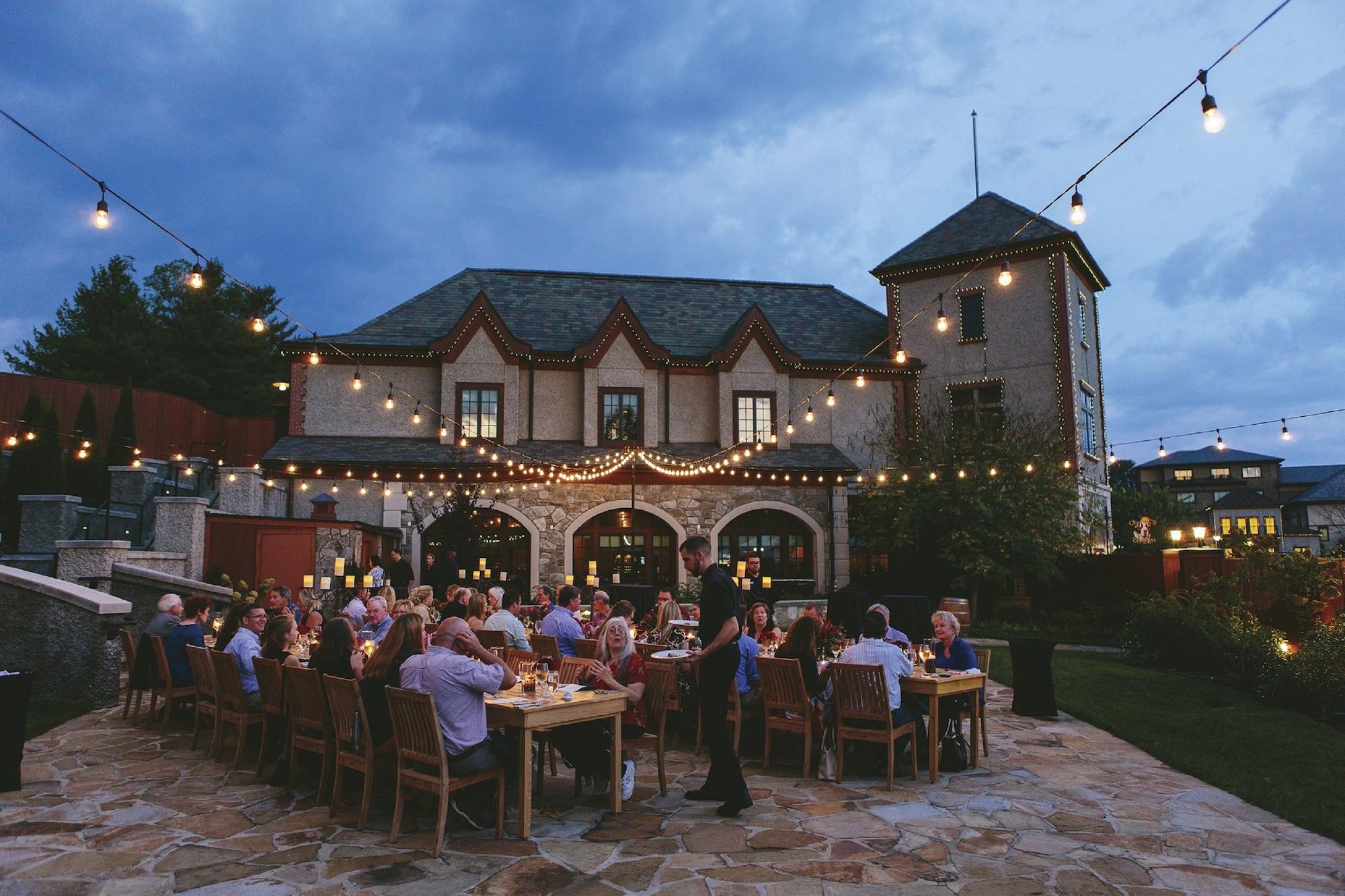 Village Hotel On Biltmore Estate Asheville Exterior photo